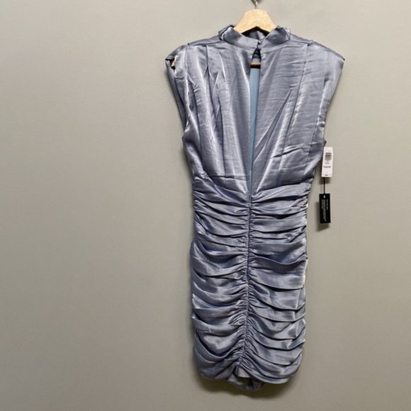 ❗️SOLD❗️Aritzia Babaton Hasek Grey Lavendar Rusched Sleeveless Dress Size 4 - Picture 4 of 10
